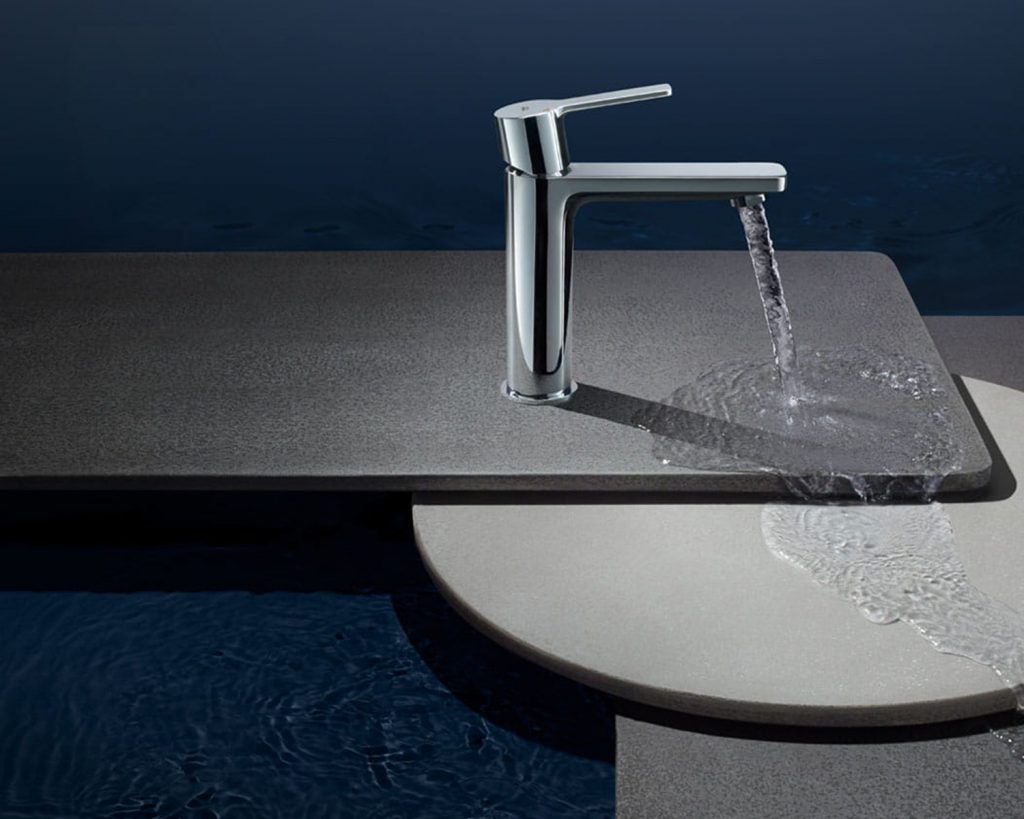 Top Reasons Why You Should Install New Bathroom Faucets